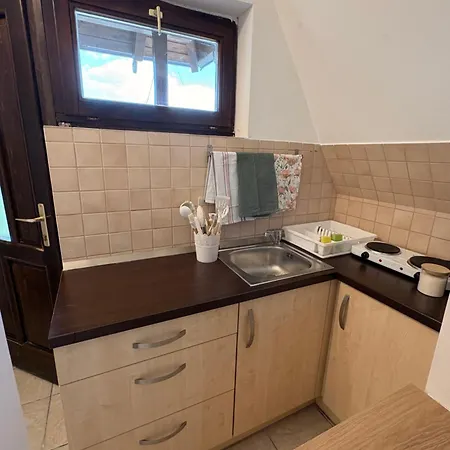 Apartment Szolok Koezt *